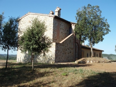 Renovated Farmhouse for Sale near Follonica and Massa Marittima