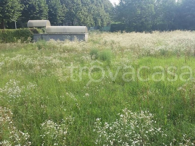 Terreno Agricolo in vendita a Seregno via dei Pini, 4