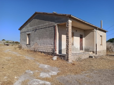 Terreno Agricolo in vendita a Uri