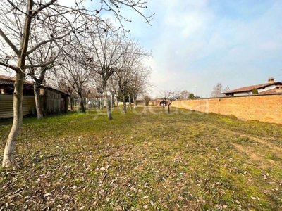 Terreno Residenziale in vendita a Bovolone via Giuseppe Garibaldi, 52