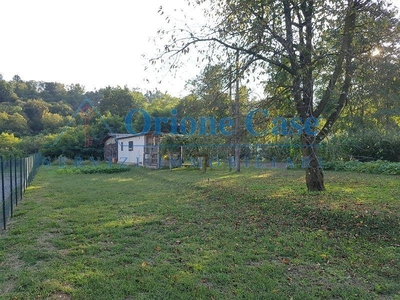 Terreno Residenziale in vendita a Cadegliano-Viconago via Arbizzo
