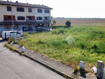 Terreno Residenziale in vendita a Cadelbosco di Sopra via l. Landi, 2