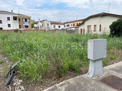 Terreno Residenziale in vendita a Castellucchio via Eugenio Curiel, 15
