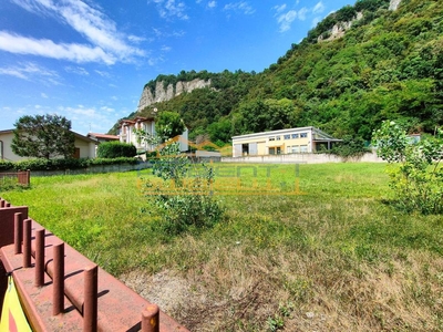 Terreno Residenziale in vendita a Cisano Bergamasco via Vittore Ghislandi
