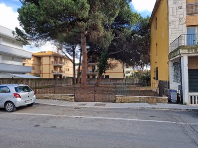 Terreno Residenziale in vendita a Fiumicino via Cervia, 38