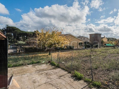 Terreno Residenziale in vendita a Fiumicino via Michele Rosi, 262