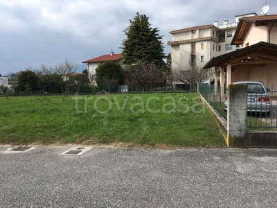 Terreno Residenziale in vendita a Fontanafredda via Marco Polo