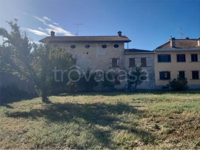 Terreno Residenziale in vendita a Fontaneto d'Agogna via dante, 13