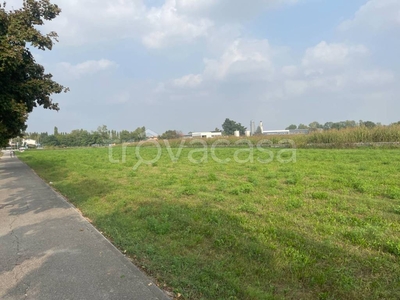 Terreno Residenziale in vendita a Paese via trilussa