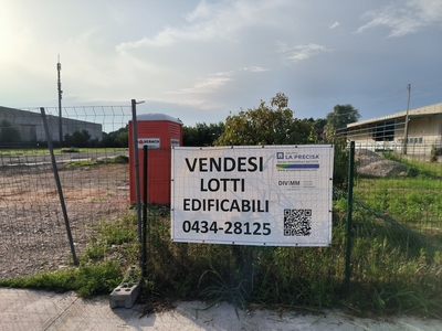 Terreno Residenziale in vendita a Pordenone via Galileo Ferraris, Pordenone
