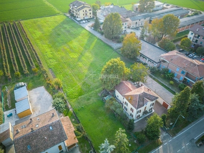 Terreno Residenziale in vendita a Reggio nell'Emilia via Ferdinando Galiani