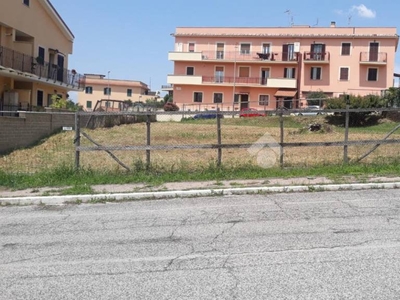 Terreno Residenziale in vendita a Roma via dei Palosci, 37