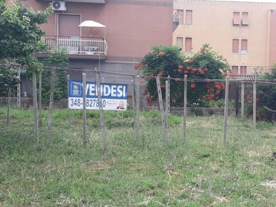 Terreno Residenziale in vendita a Roma via Giovanni Battista Bastianelli