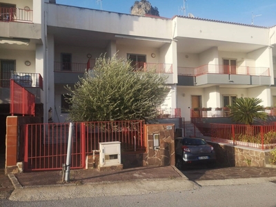 Villa a Schiera in affitto a Salerno
