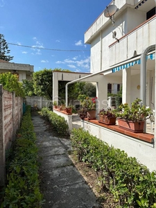 Villa a Schiera in in affitto da privato a Capaccio Paestum via Colonnello Barresi, 63