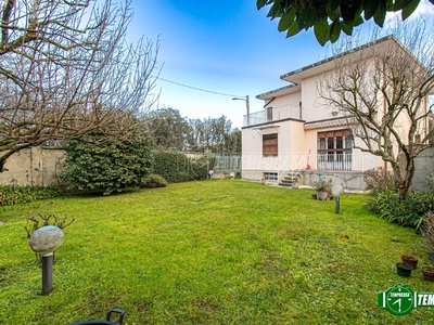 Villa in vendita a Corbetta