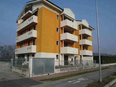 Appartamento in Loc. Casette - Via Gianfranco Miglio 1, 6 locali
