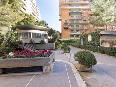 Appartamento in residence, viale Croce Rossa, Palermo
