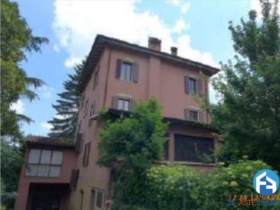 Appartamento in vendita a Carpineti