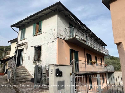 Appartamento in vendita a Vernio Prato Terrigoli - Le Confina