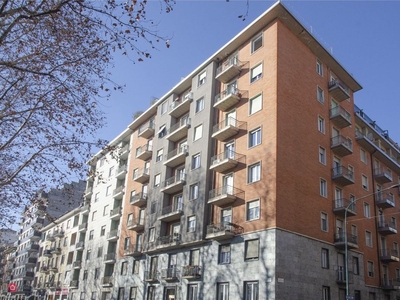Appartamento in Vendita in Corso Giovanni Agnelli 70 a Torino