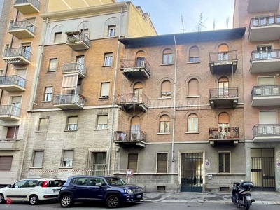 Appartamento in Vendita in Via Baltimora 1 a Torino