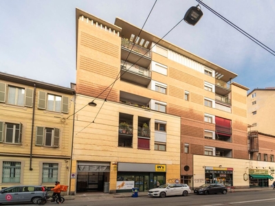 Appartamento in Vendita in Via Cibrario 16 a Torino