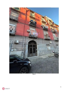 Appartamento in Vendita in Via della Grotta Vecchia n. 46, Napoli (NA) a Napoli