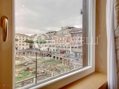 Appartamento in Vendita in Via Florida a Roma