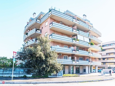 Appartamento in Vendita in Via Gioacchino Russo a Roma