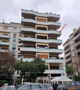 Appartamento in Vendita in Via Giuseppe Sciuti a Palermo