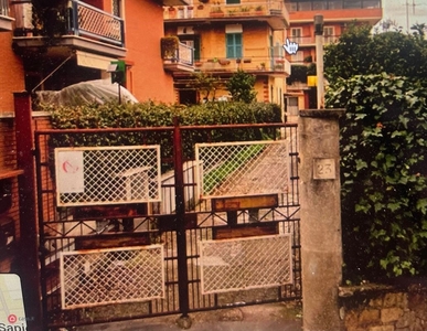 Appartamento in Vendita in Via Luigi Appiani 23 23 a Roma