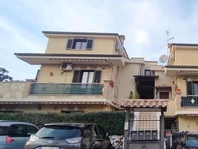 Appartamento in Vendita in Via Pietrabbondante a Roma