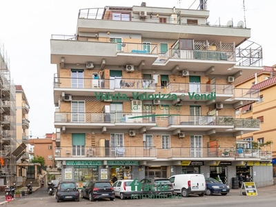 Appartamento in Vendita in Via Prenestina 660 a Roma