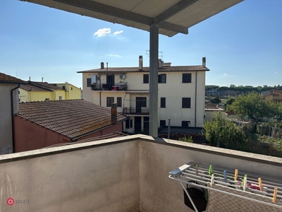 Appartamento in Vendita in Via Rivamonte a Roma