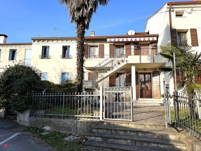Appartamento in Vendita in Via San Vito a Albettone