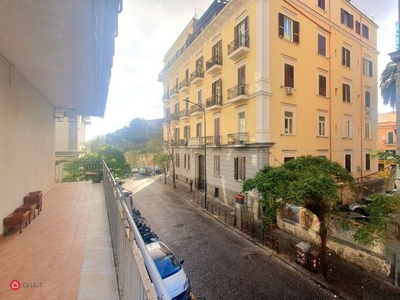 Appartamento in Vendita in Via Tito Angelini a Napoli