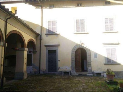 Appartamento in Via Cesare Battisti 13, Marradi, 7 locali, 1 bagno
