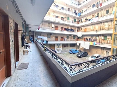 Appartamento in Via Giuseppe Mazzini , Afragola (NA)