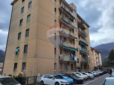 Appartamento in Via Trossarelli, Genova, 5 locali, 1 bagno, 75 m²