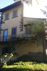 Appartamento Via Cesare Battisti 13 MARRADI di 185,06 Mq.