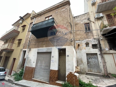 Casa indipendente in Vendita in Via Severino 36 a Bagheria
