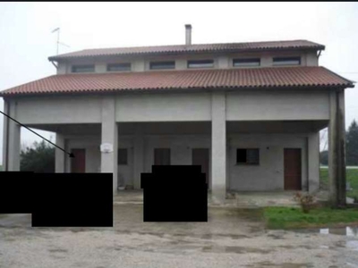 Casa indipendente in Via Arzaron, Villa Estense, 8 locali, 171 m²