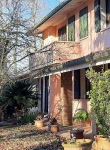 Casa indipendente in Via Nogia, Vigonovo, 8 locali, 3 bagni, 123 m²