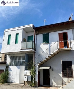 Casa indipendente in VIALE LIBERTA', Monza, 4 locali, 2 bagni, 135 m²