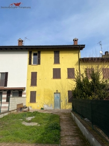 Casa semindipendente in Fossadello, Caorso, 4 locali, 2 bagni, 130 m²