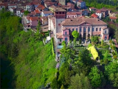 Castello storico in Piemonte