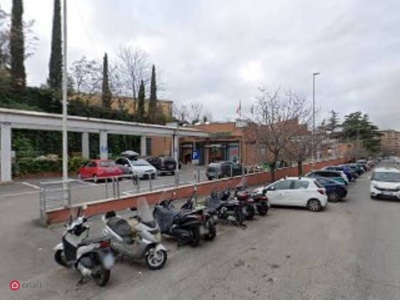 Negozio/Locale commerciale in Vendita in Via Alessandro Valignano 56 a Roma