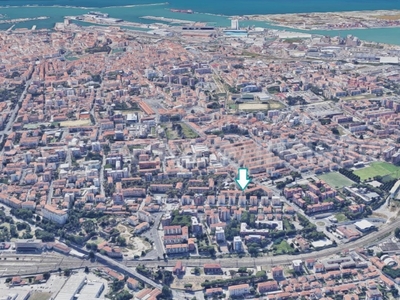 Quadrilocale a Livorno, 1 bagno, 92 m², buono stato in vendita