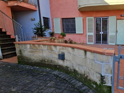 Quadrilocale con giardino, Bientina quattro strade